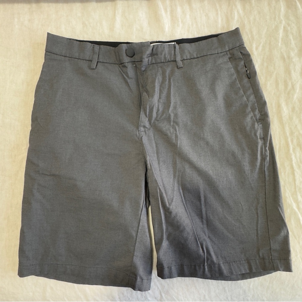 Men’s old navy casual gray shorts